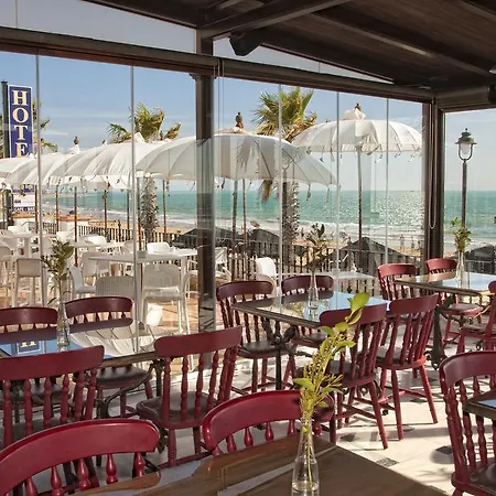 Hotel Playa De Regla