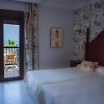 Hotel Playa De Regla 3*